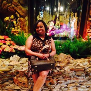 Meet your Posher, Renee